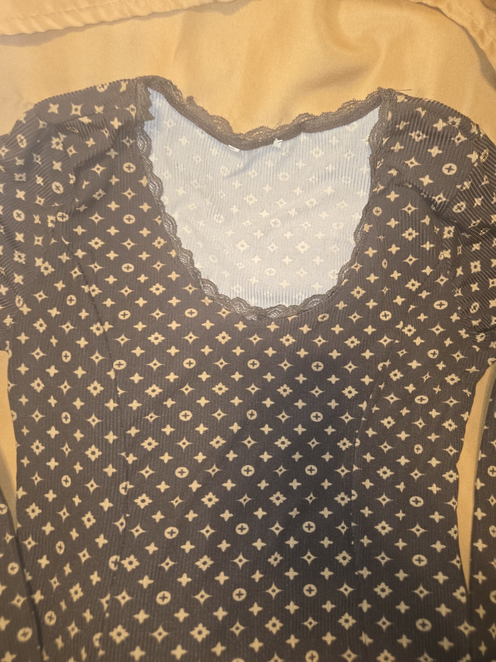 Black Lace-Trim Patterned Ribbed Top